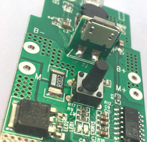 果汁機(jī)主板上的長柄輕觸開關(guān)